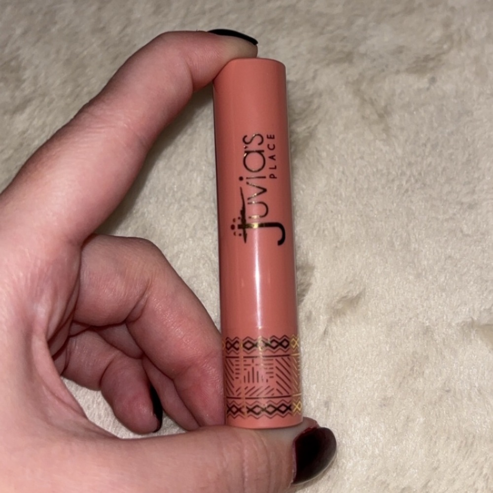 New, Juvia’s Place Volumizing Gloss Stick - Picture 8 of 12